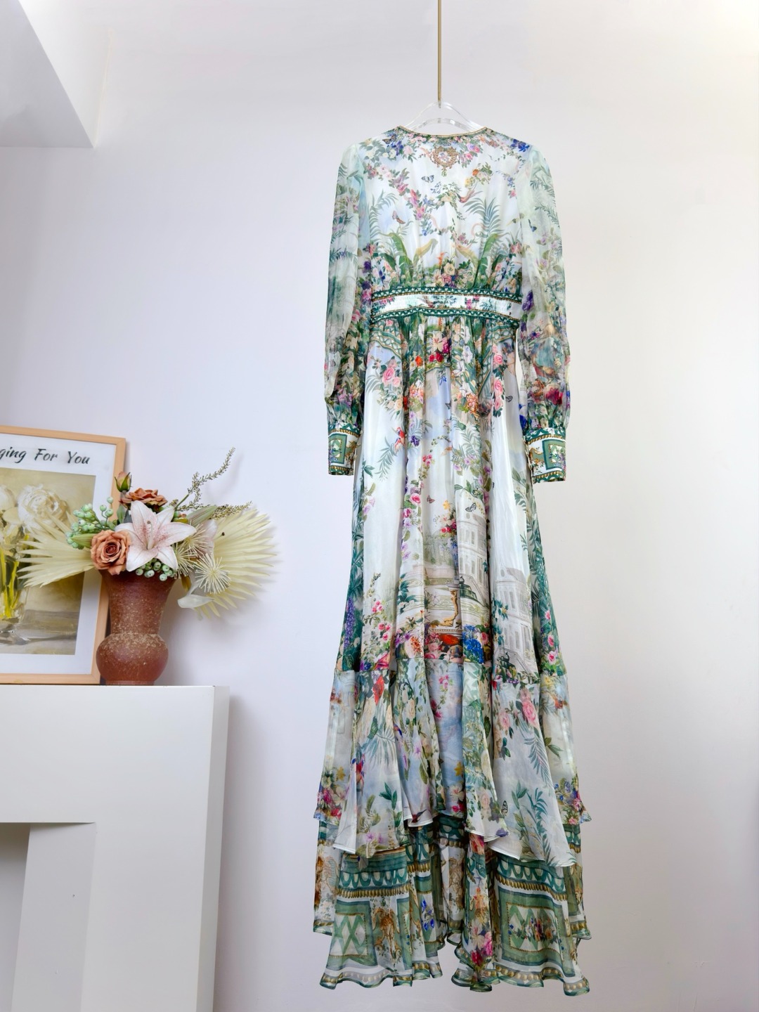ชุดเดรสยาวลายดอกไม้สไตล์วินเทจ - V Vintage Fashion บทวิจารณ์และราคา