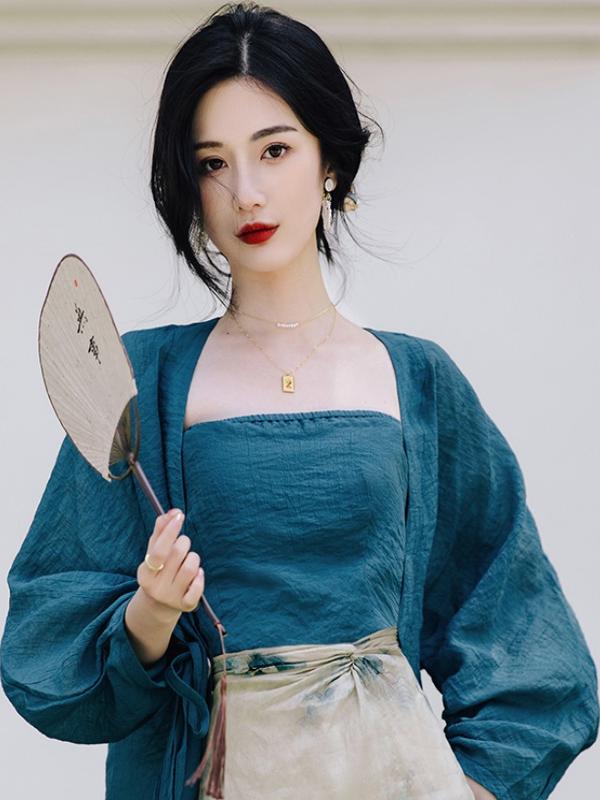 ชุดเซ็ตกระโปรงสายเดี่ยวเปิดไหล - Vintage Fashion In Chinese บทวิจารณ์และราคา