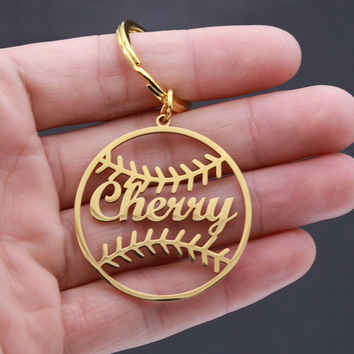 CUSTOM ชื่อ Ball พวงกุญแจสแตนเ - Vintage Fashion Names บทวิจารณ์และราคา