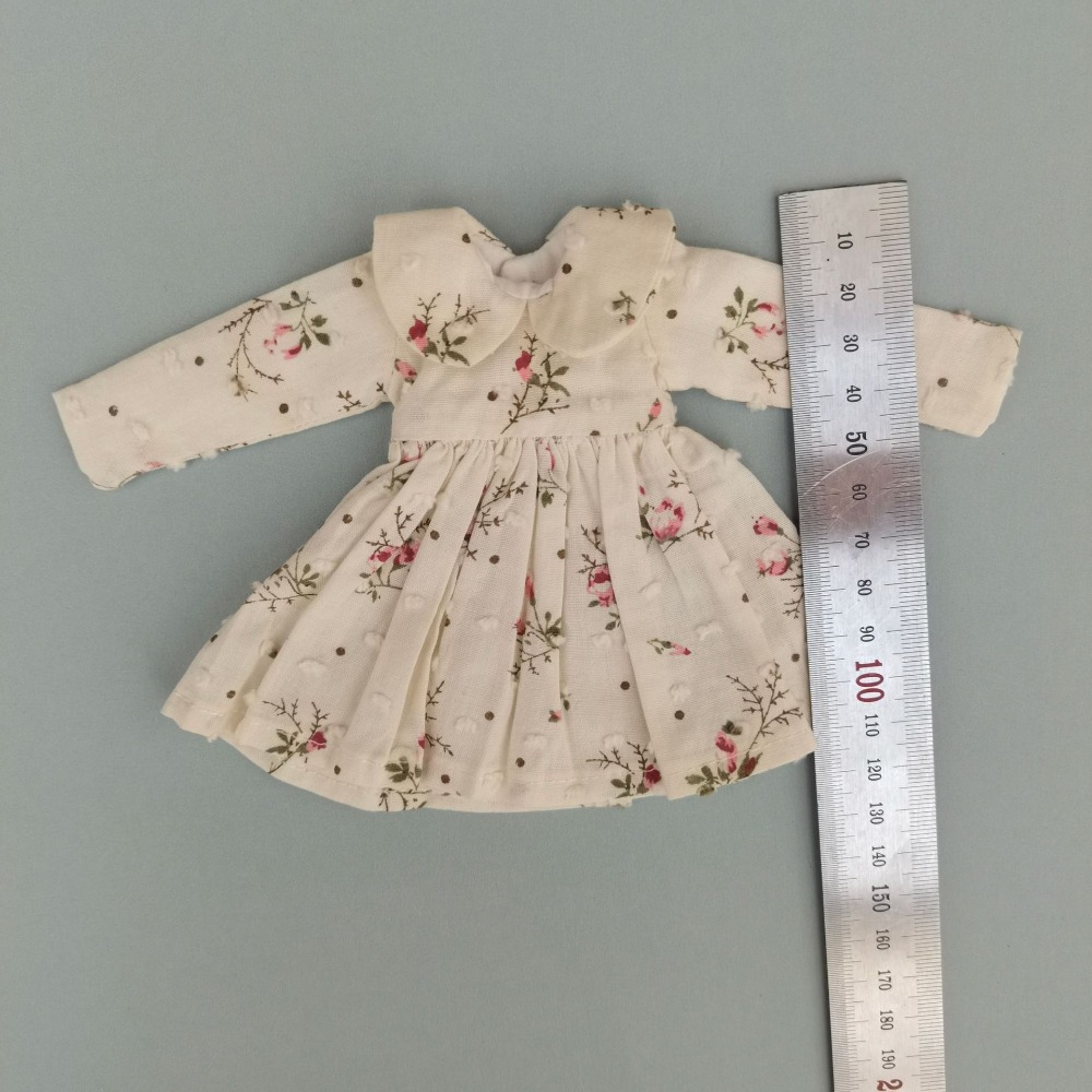 ชุดตุ๊กตาบลายธ์ หมวกหูกระต่าย  - Vintage Fashion Doll บทวิจารณ์และราคา